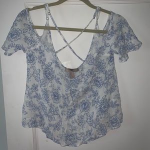 Off the shoulder cross cross top!